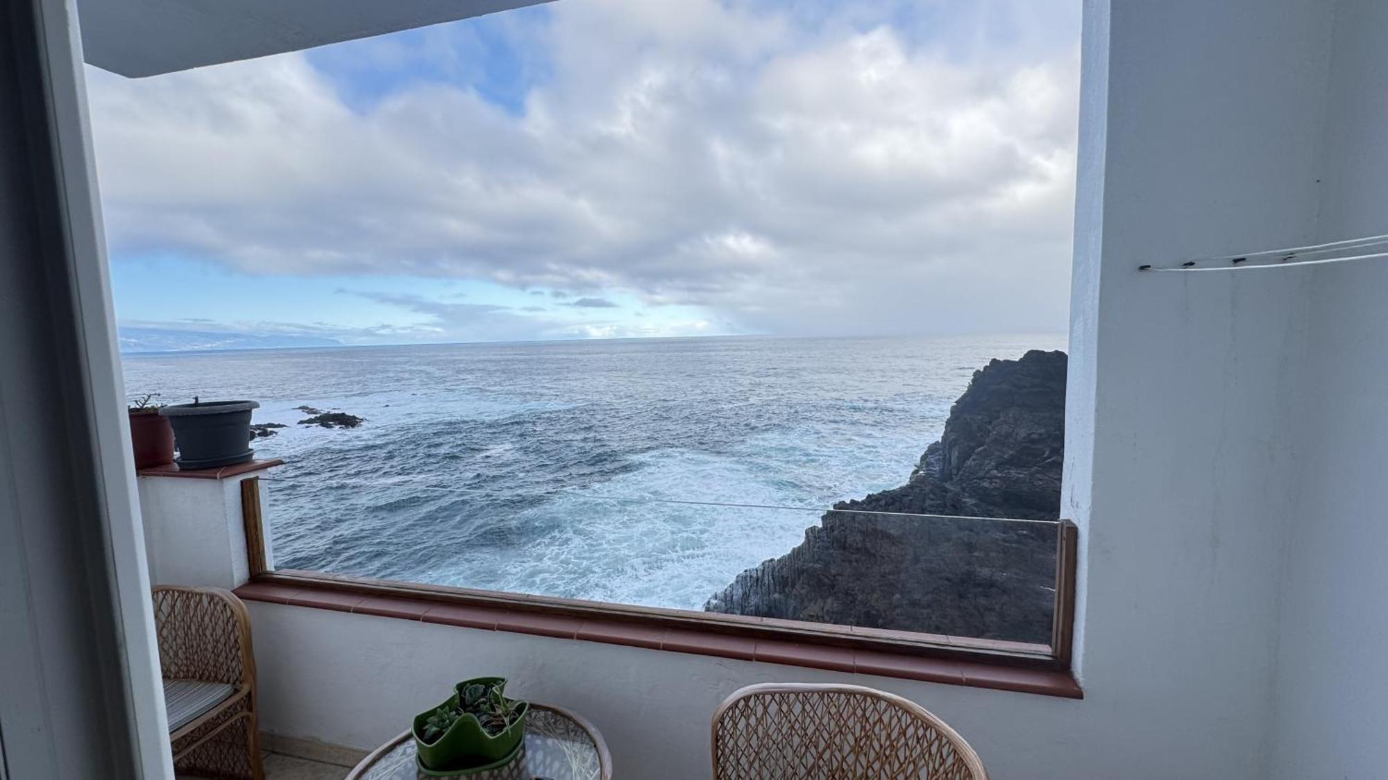 El Pris Manolo Pris En El Mar Teide Con Piscina Natural מראה חיצוני תמונה