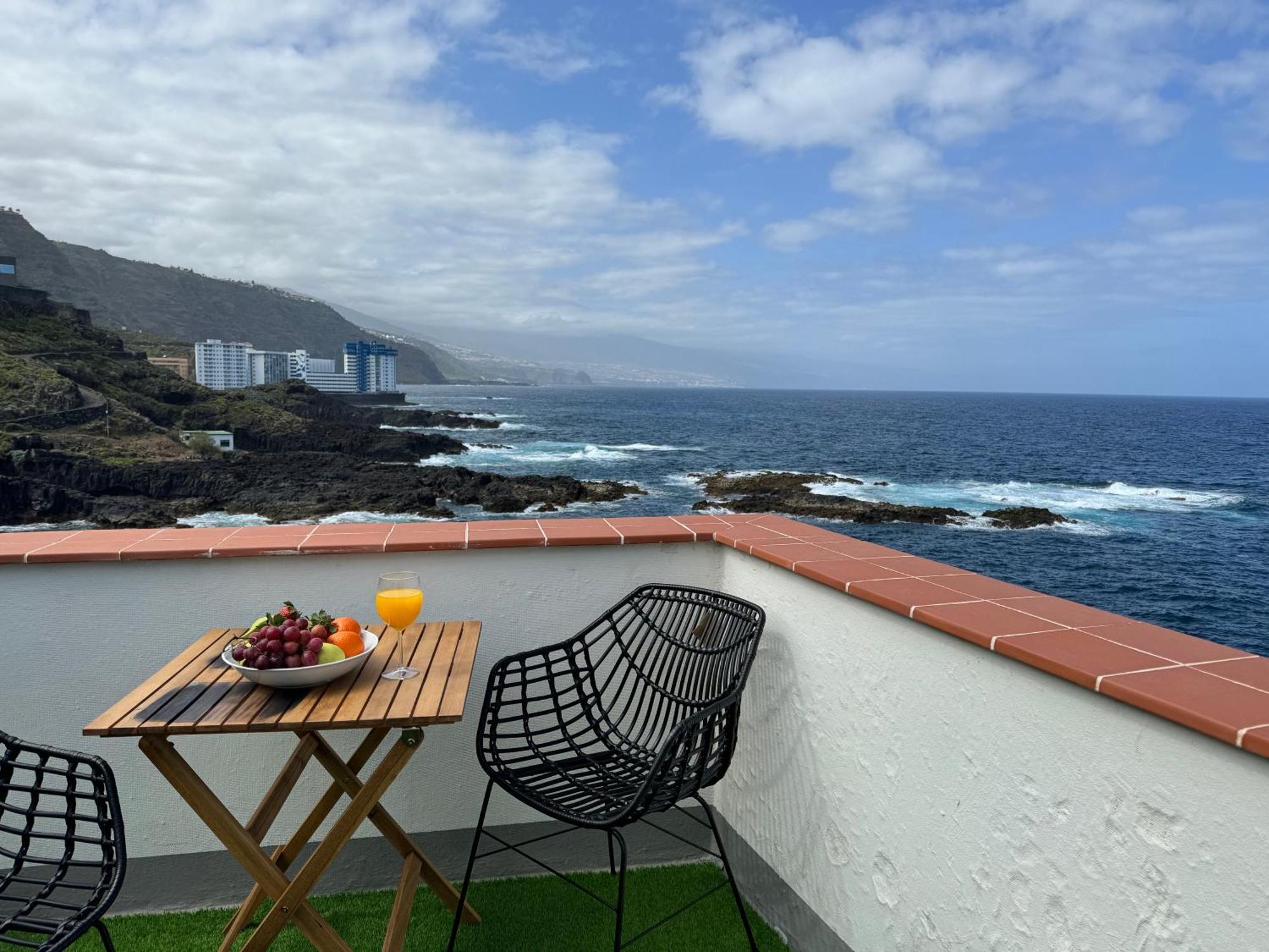 El Pris Manolo Pris En El Mar Teide Con Piscina Natural מראה חיצוני תמונה
