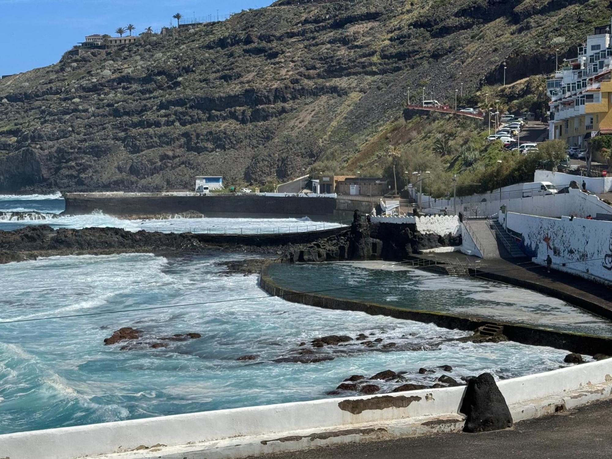El Pris Manolo Pris En El Mar Teide Con Piscina Natural מראה חיצוני תמונה